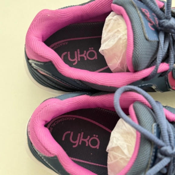 EUC Rykä Dash 3 Walking Shoes in Size 10.5M - Picture 9 of 9